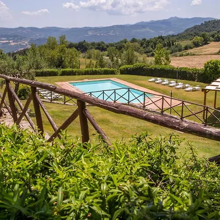 Villa Quadro Sleeps 14 With Pool *